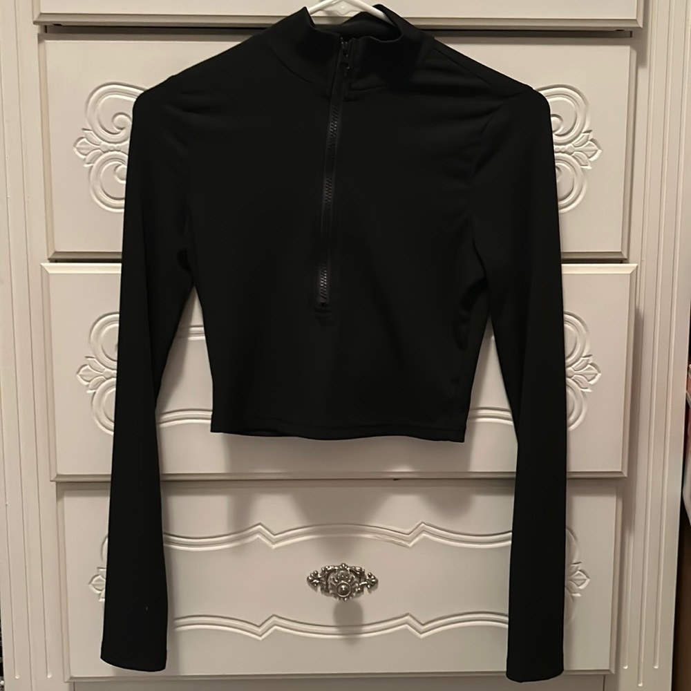 Black Long Sleeve Quarter Zip